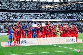 见证！国乒队员登上领奖台